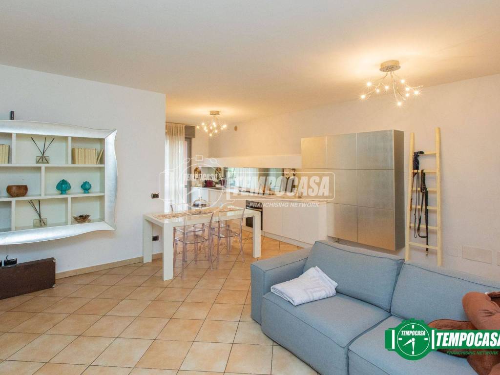 Appartamento a Oleggio in Viale Paganini 7/b - Foto 5