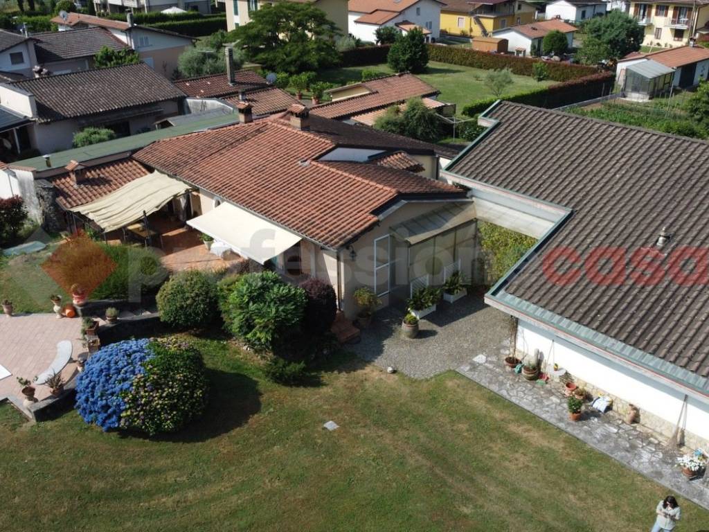 Villa a Barga in Via XXV Aprile, snc - Foto 4