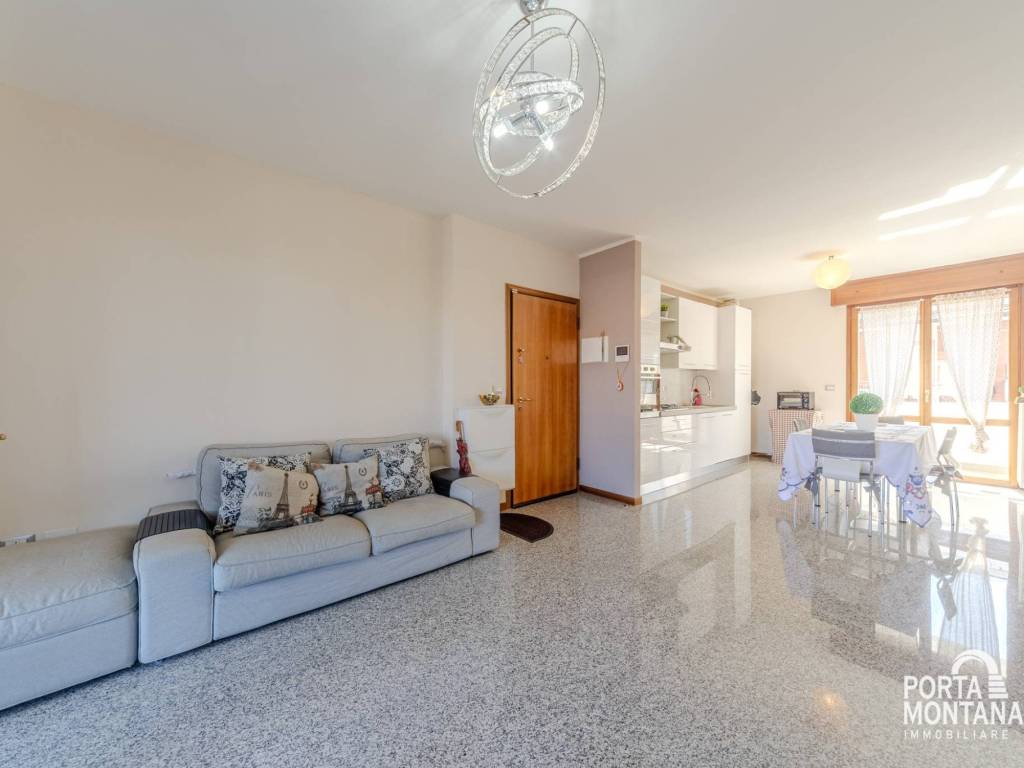 Appartamento a Rimini in Via Marecchiese, 62 - Foto 5
