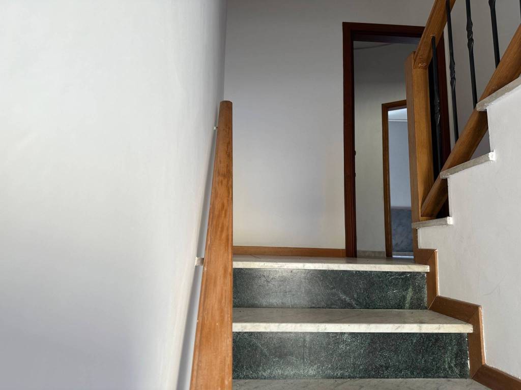 Appartamento a Capodimonte in Via Roma, 62 - Foto 3