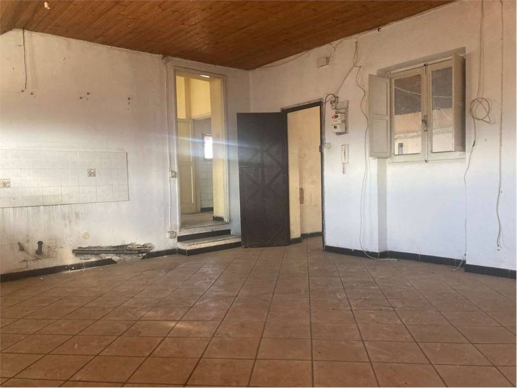 Appartamento a Albenga in Via Torlaro - Foto 5