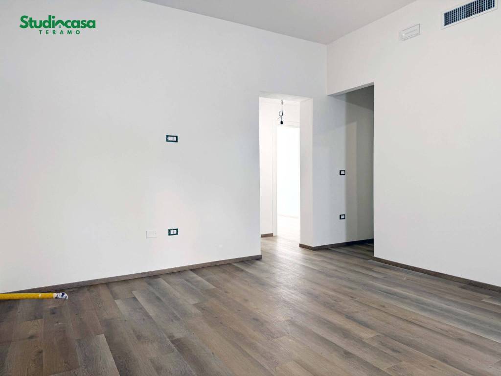 Appartamento a Teramo in Via Panfilo Gammelli - Foto 3