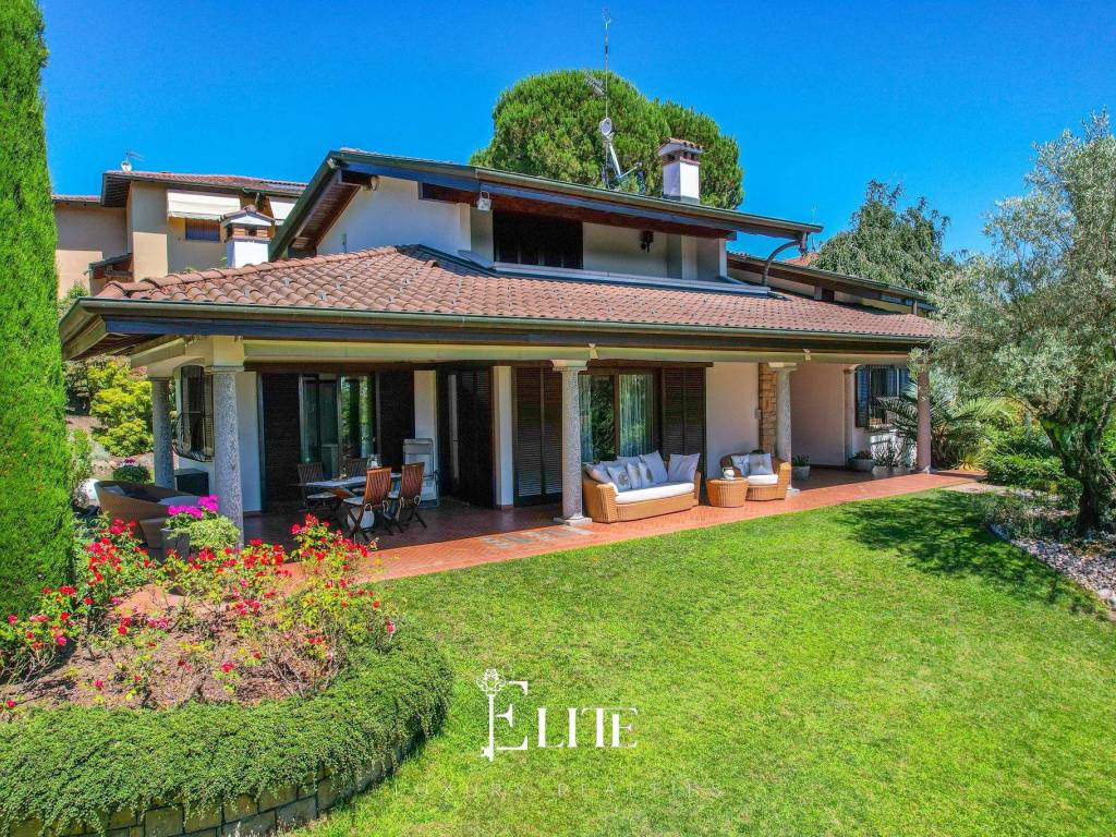 Villa a Besozzo in Via Monte Grappa, 30 - Foto 3