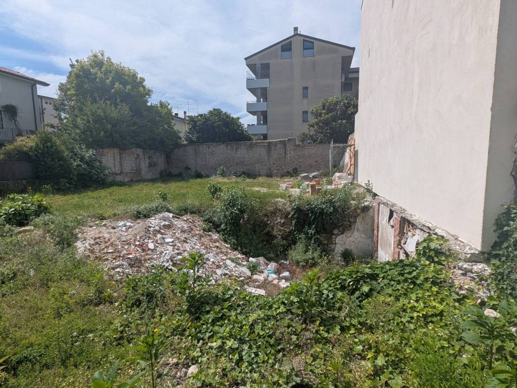 Terreno a Verona in Via Bolzano - Foto 2