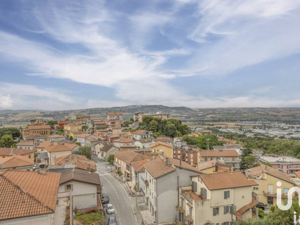 Appartamento a Castelfidardo in Via DANTE ALIGHIERI - Foto 4