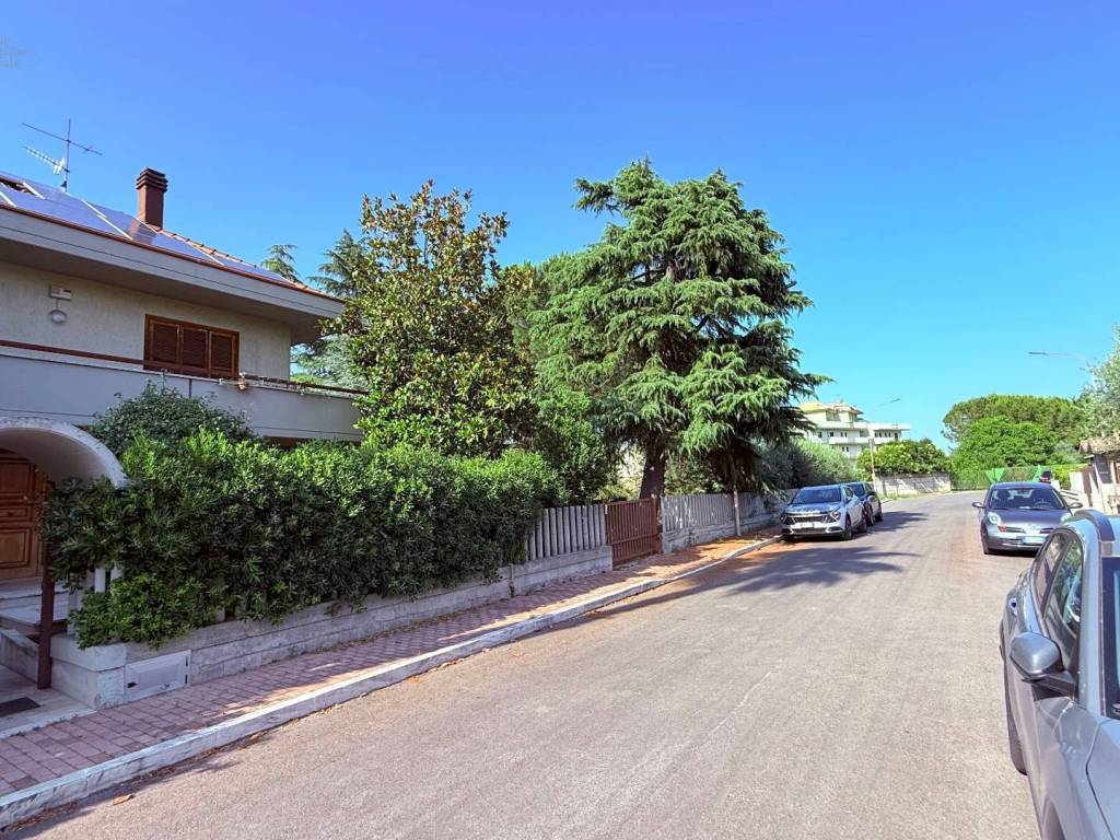 Villetta a schiera a Ascoli piceno in via Dei Melograni, 14 - Foto 3