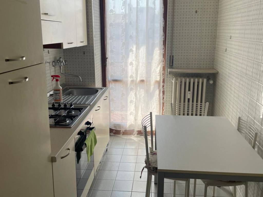 Appartamento a Alessandria in Via Camillo Benso di Cavour, 5 - Foto 3