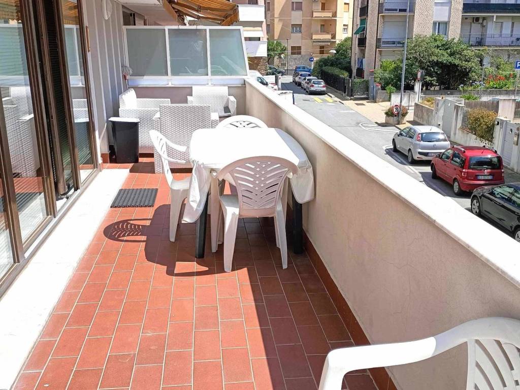 Appartamento a Albissola marina in Via Amilcare Ponchielli - Foto 4