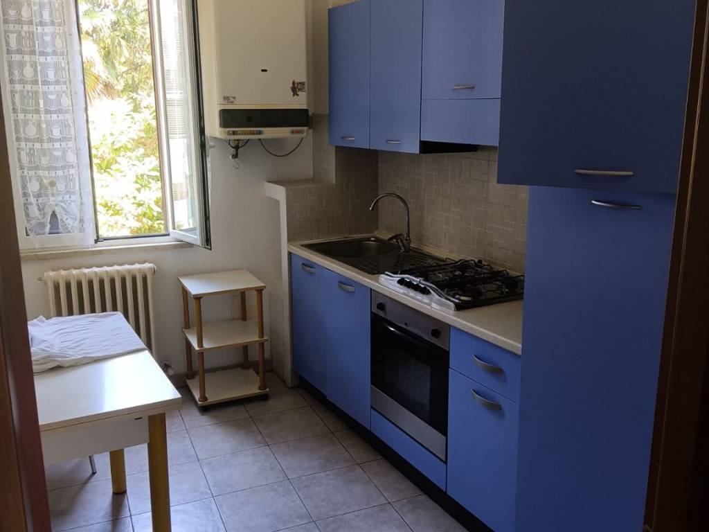 Appartamento a Falconara marittima in Via Nino Bixio - Foto 3