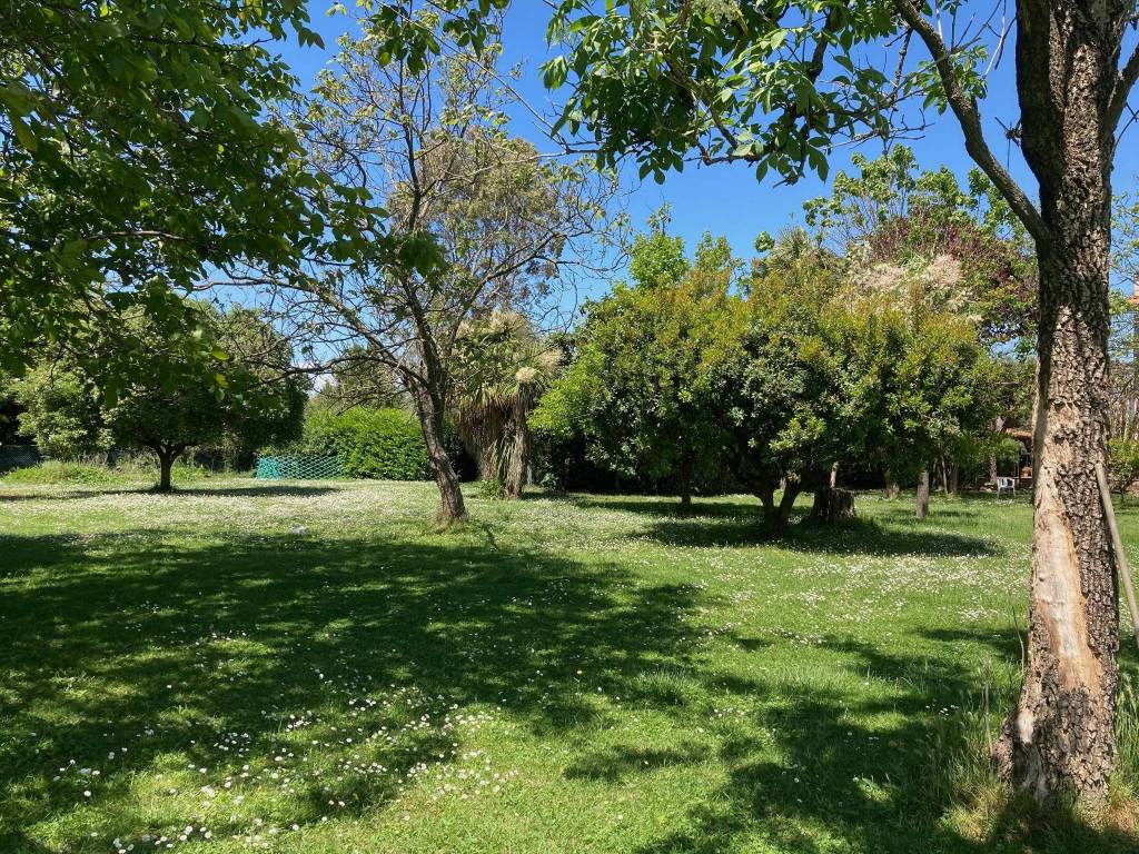 Villa a Sarzana in Via Bradiola - Foto 2