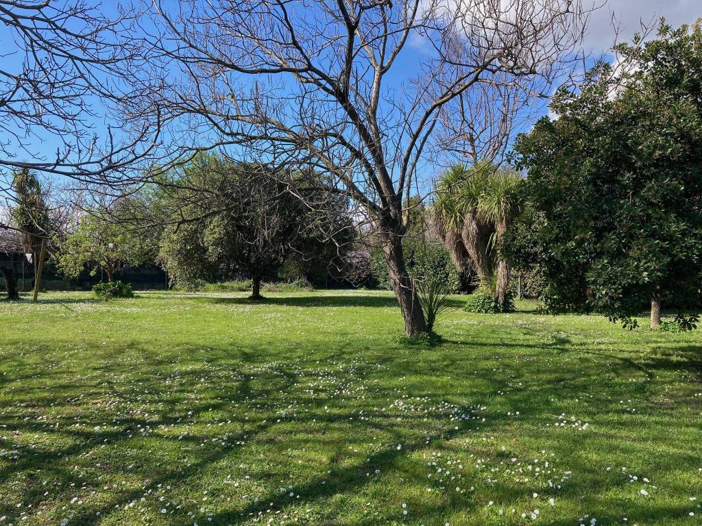 Villa a Sarzana in Via Bradiola - Foto 3