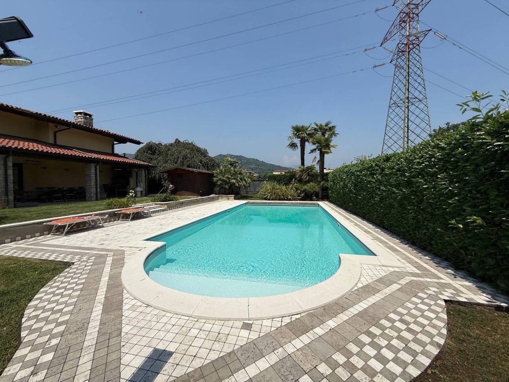 Villa a Castelli calepio in Via Battista Bertoli - Foto 3