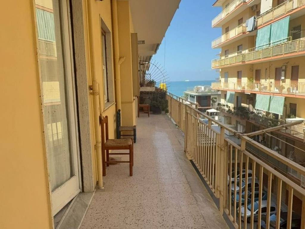 Appartamento a Salerno in Via Trento - Foto 2