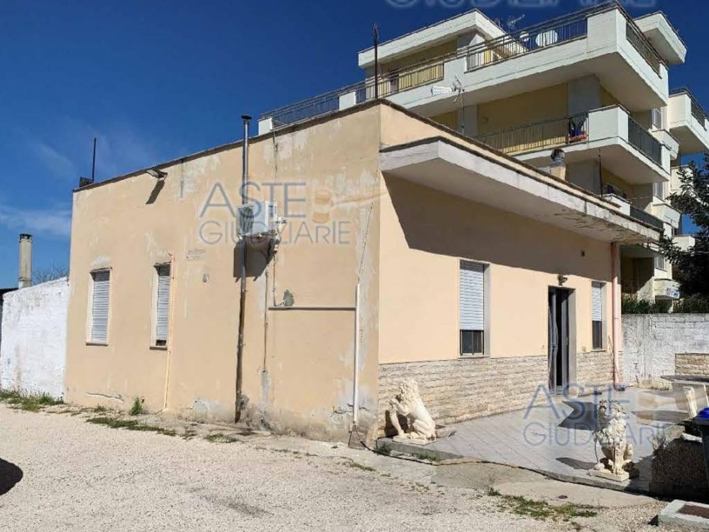 Villa a Andria in Via Lagnone Santa Croce, 279 - Foto 5