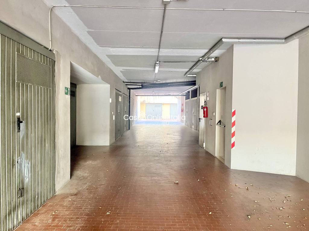 Box / garage a Prato in Via Aspromonte, 1, Prato, 24 - Foto 3