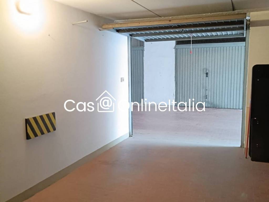 Box / garage a Prato in Via Aspromonte, 1, Prato, 24 - Foto 4