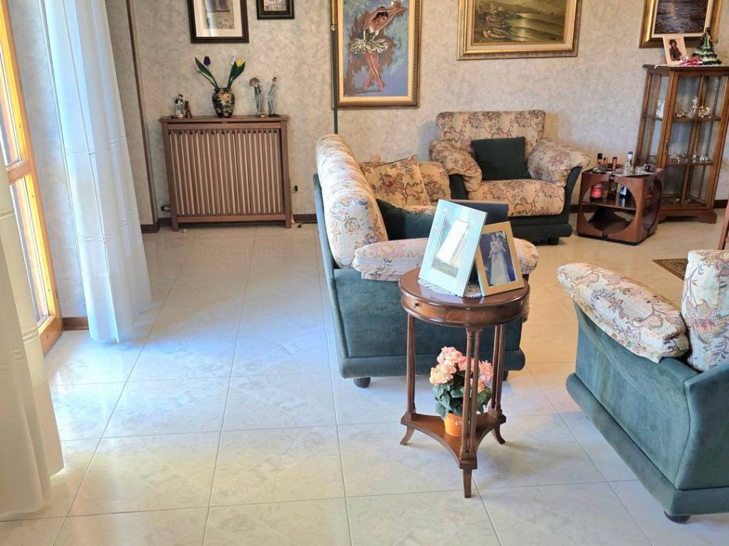 Appartamento a Vercelli in Corso 26 Aprile, 24 - Foto 4