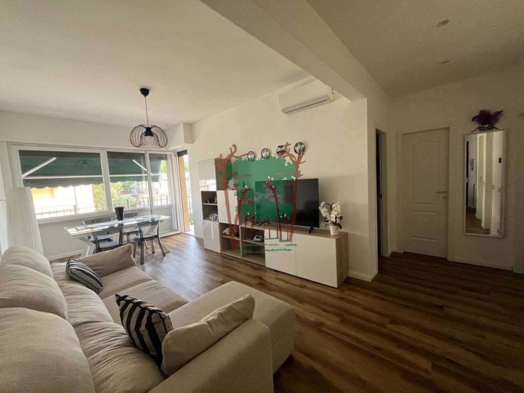 Appartamento a Viareggio in Via Vittorio Alfieri, 5 - Foto 3