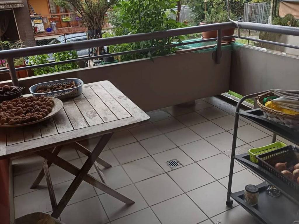 Appartamento a Bergamo in Via Dell'Azzanella S.N.C. - Foto 2