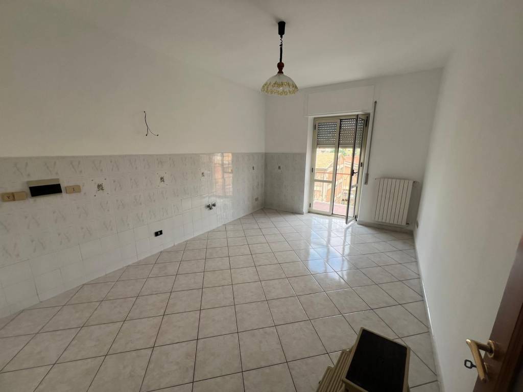 Appartamento a Lamezia terme in Via Tommaso Maria Fusco - Foto 2