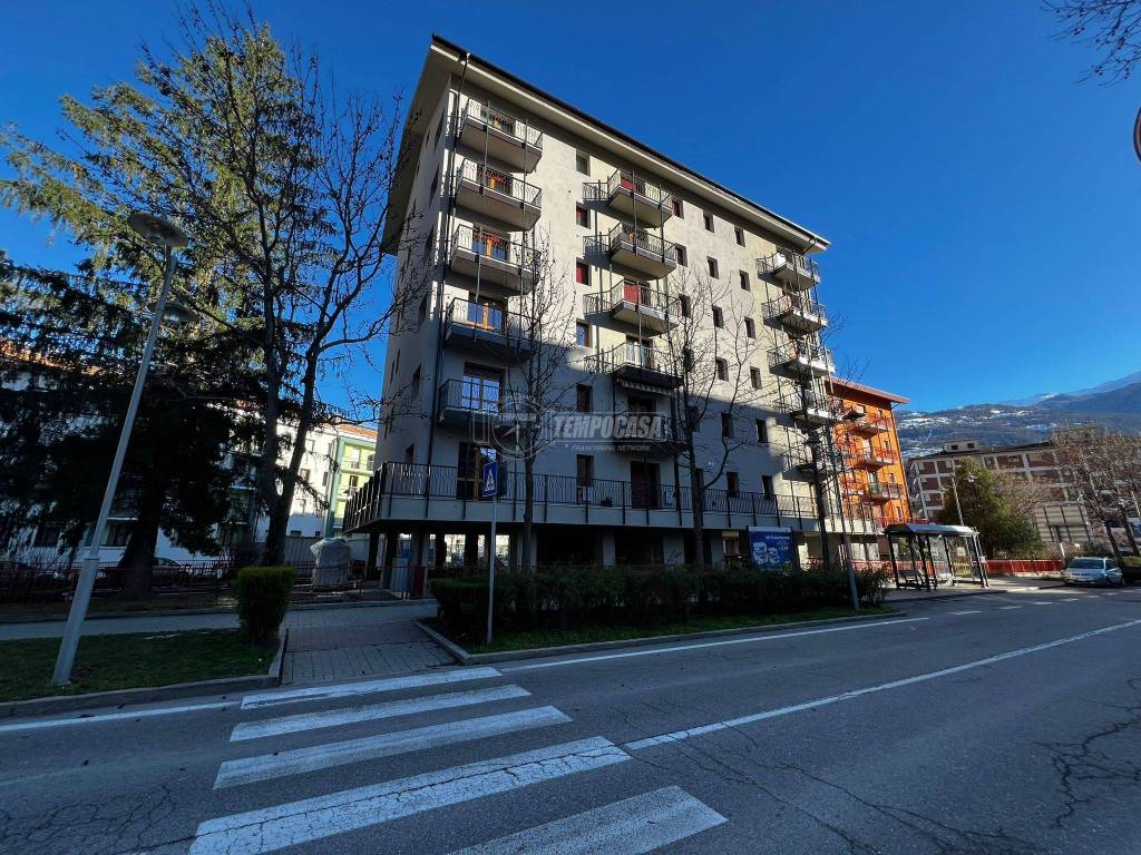 Appartamento a Aosta in Via Monte Grivola 22 - Foto 4