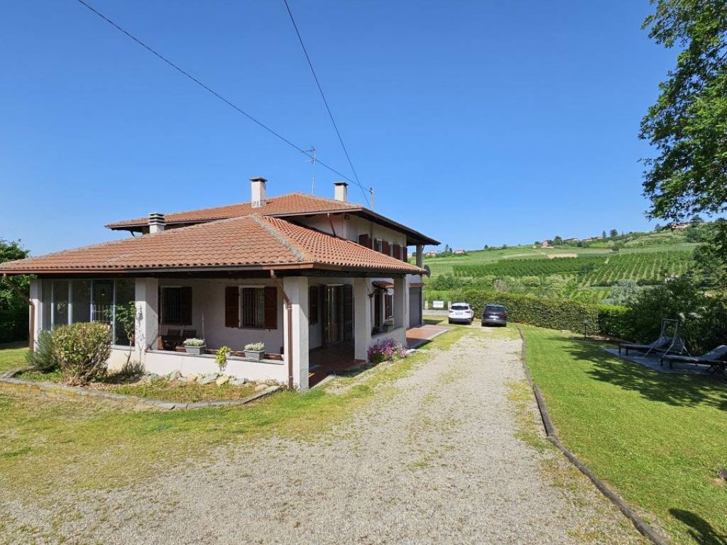 Villa a Costigliole d'asti in STRADA BOSSOLA 22 - Foto 4