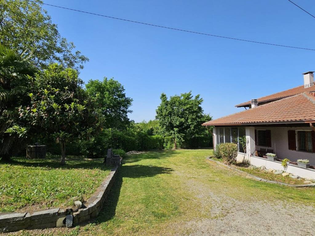 Villa a Costigliole d'asti in STRADA BOSSOLA 22 - Foto 5