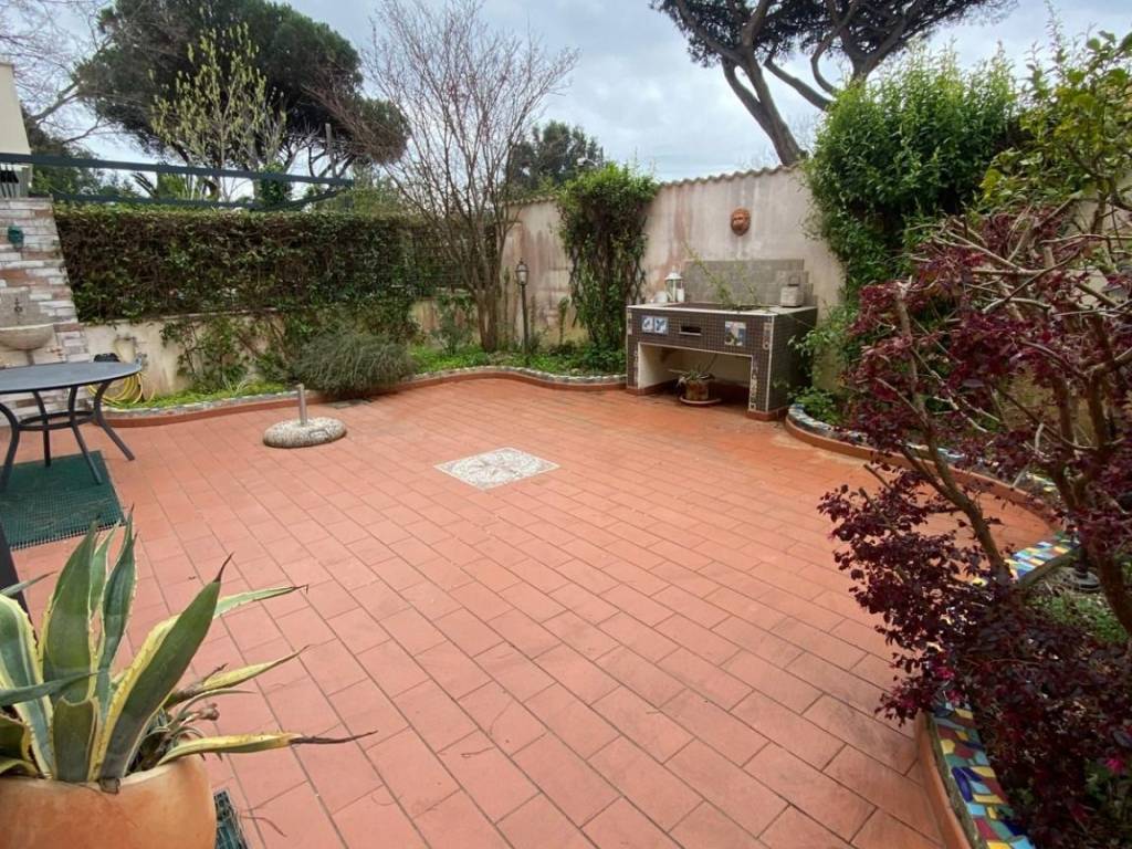 Villetta a schiera a Sabaudia in Via Principe Biancamano, 14 - Foto 3