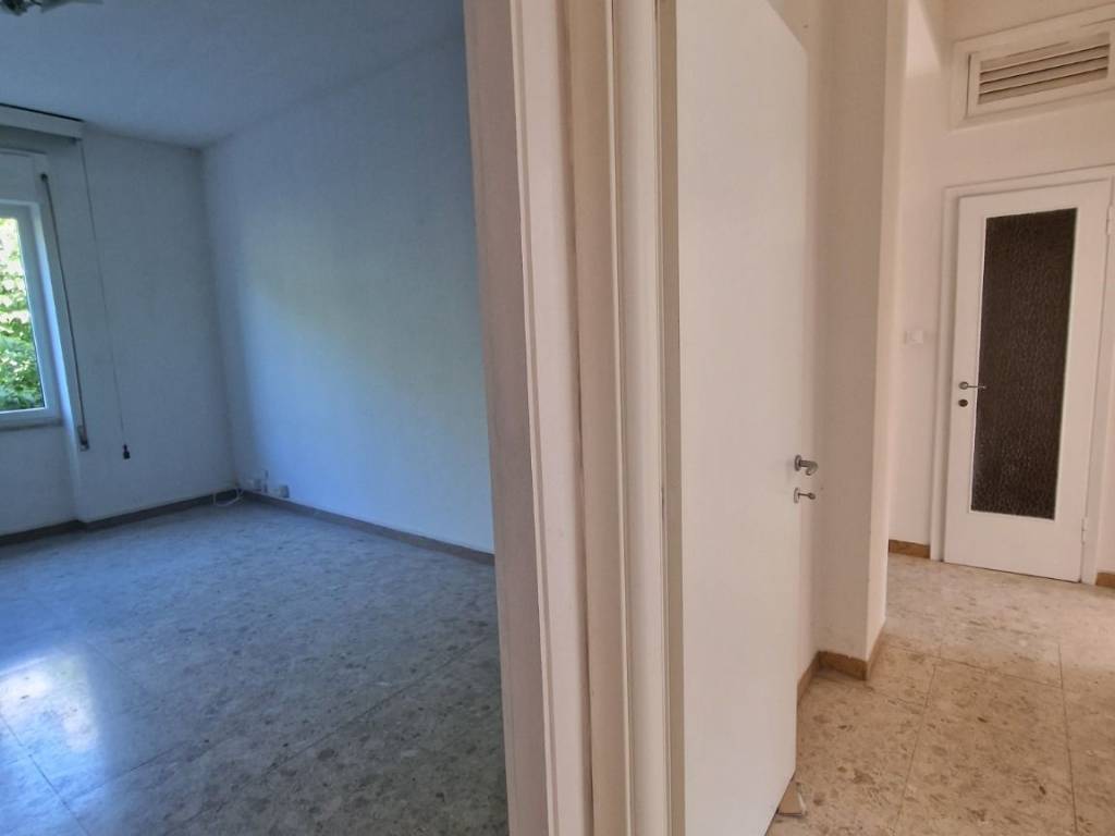 Appartamento a Sarzana in Via Luigi Cadorna - Foto 4