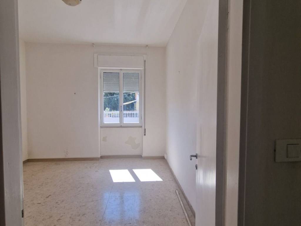 Appartamento a Sarzana in Via Luigi Cadorna - Foto 5