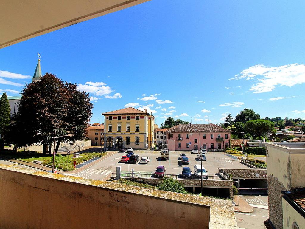 Appartamento a Tricesimo in Via Bernardino Gaggini da Bissone - Foto 2