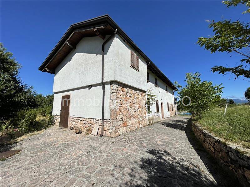Villa a San zeno di montagna in Via del Carro, 43 - Foto 3