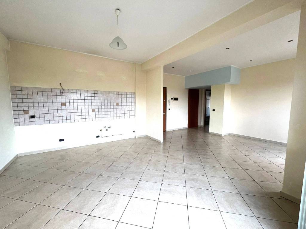Appartamento a Aprilia in Via Giosuè Carducci - Foto 2