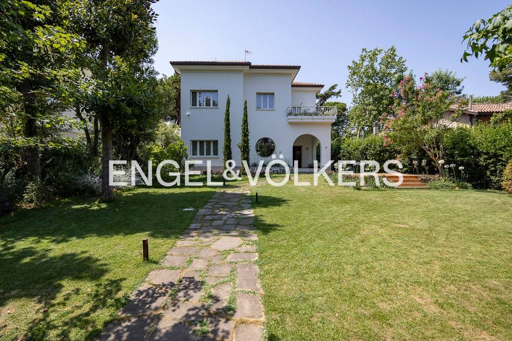 Villa a Riccione in Viale Trento Trieste, 6 - Foto 2