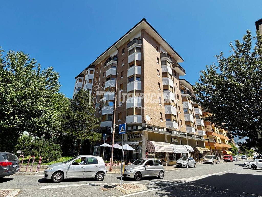 Appartamento a Aosta in Corso Saint Martin de Corleans 105 - Foto 2