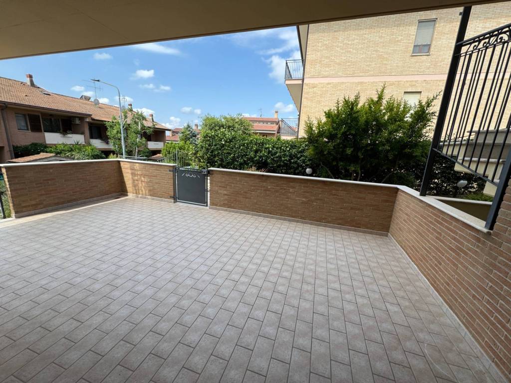 Appartamento a Fermo in Via Luigi Valorani - Foto 3