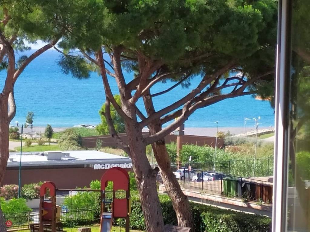 Appartamento a Imperia in Piazza della Vittoria - Foto 4
