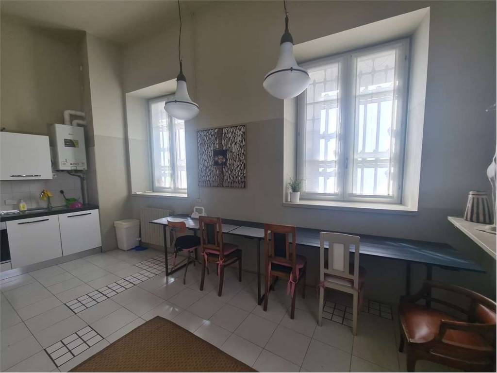 Appartamento a Como in VIA CIGALINI, 6 - Foto 2