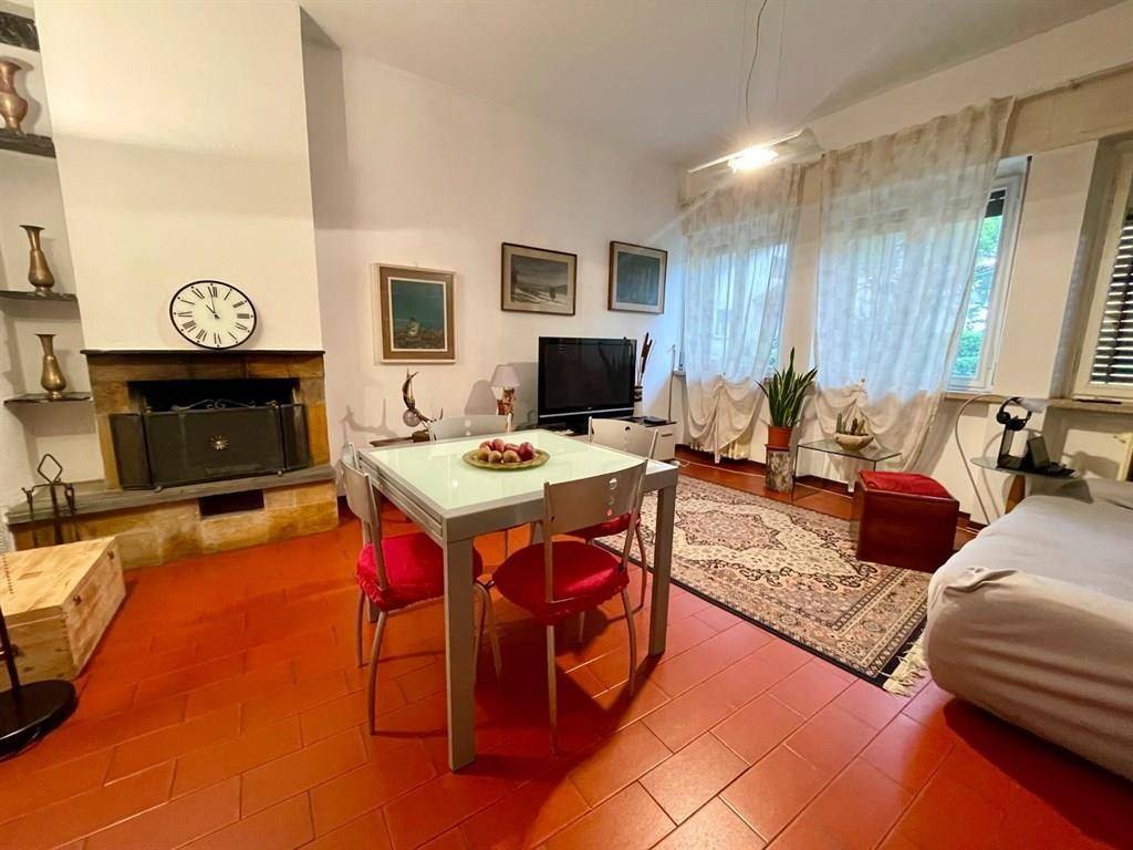 Appartamento a Gavirate in Via Damiano Chiesa, 7 - Foto 2