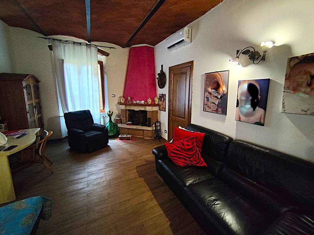 Casa indipendente a Montemurlo in Via Bagnolo - Foto 4