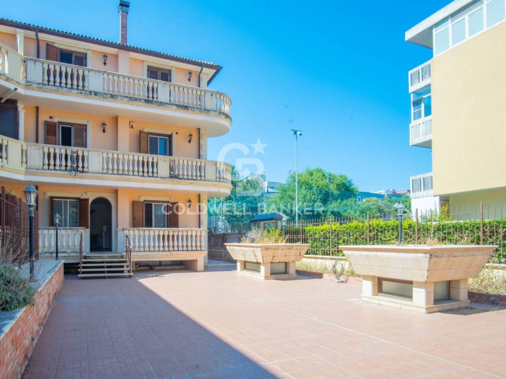 Casa indipendente a Barletta in Via Canosa, 122 - Foto 3