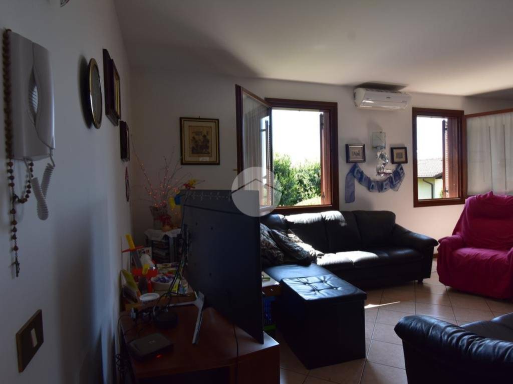 Appartamento a Castiglione delle stiviere in Via Carmine Tripodi, 5 - Foto 3