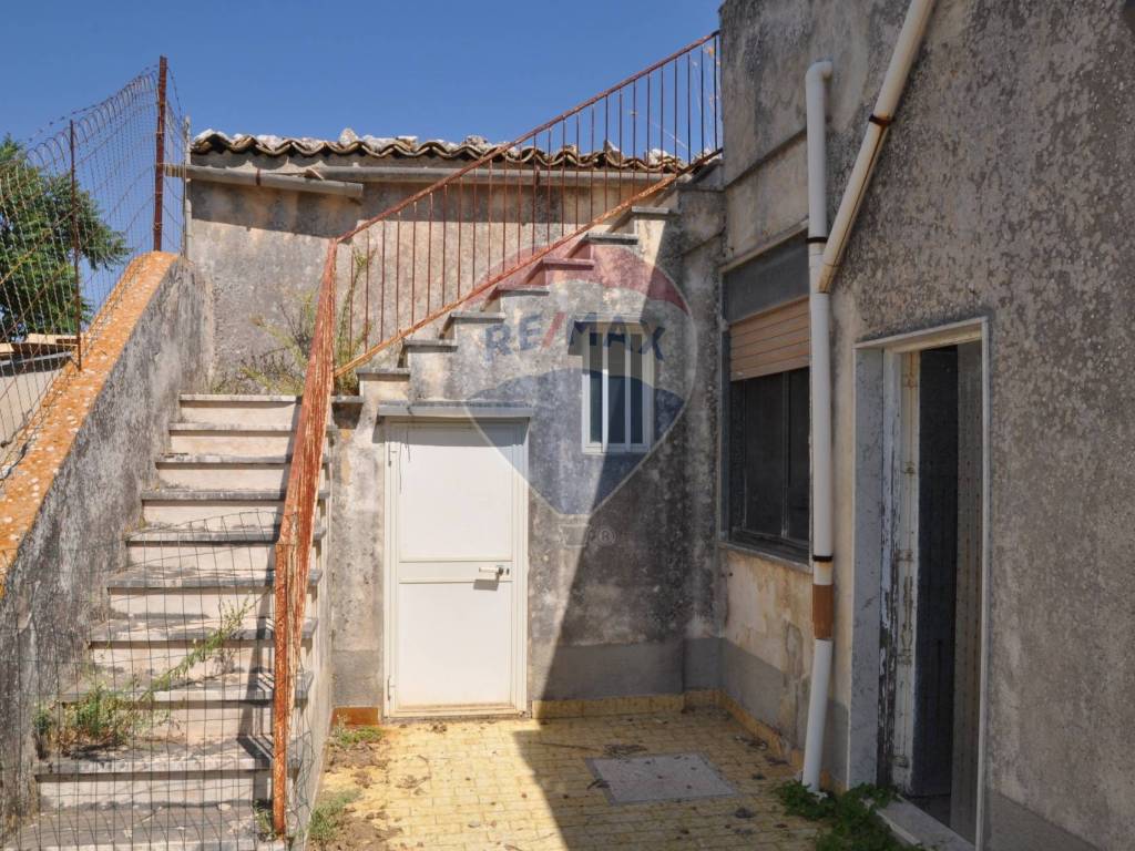 Casa indipendente a Ragusa in contrada salinella - Foto 2