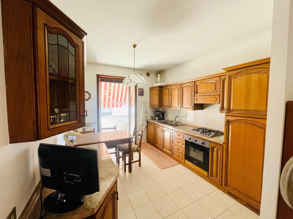 Appartamento a Verona in Via Luciano Marchi, 9 - Foto 2