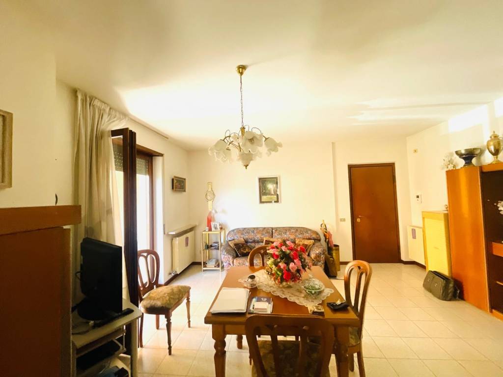 Appartamento a Verona in Via Luciano Marchi, 9 - Foto 3