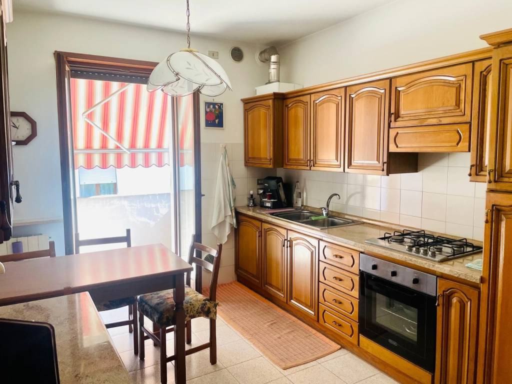 Appartamento a Verona in Via Luciano Marchi, 9 - Foto 4