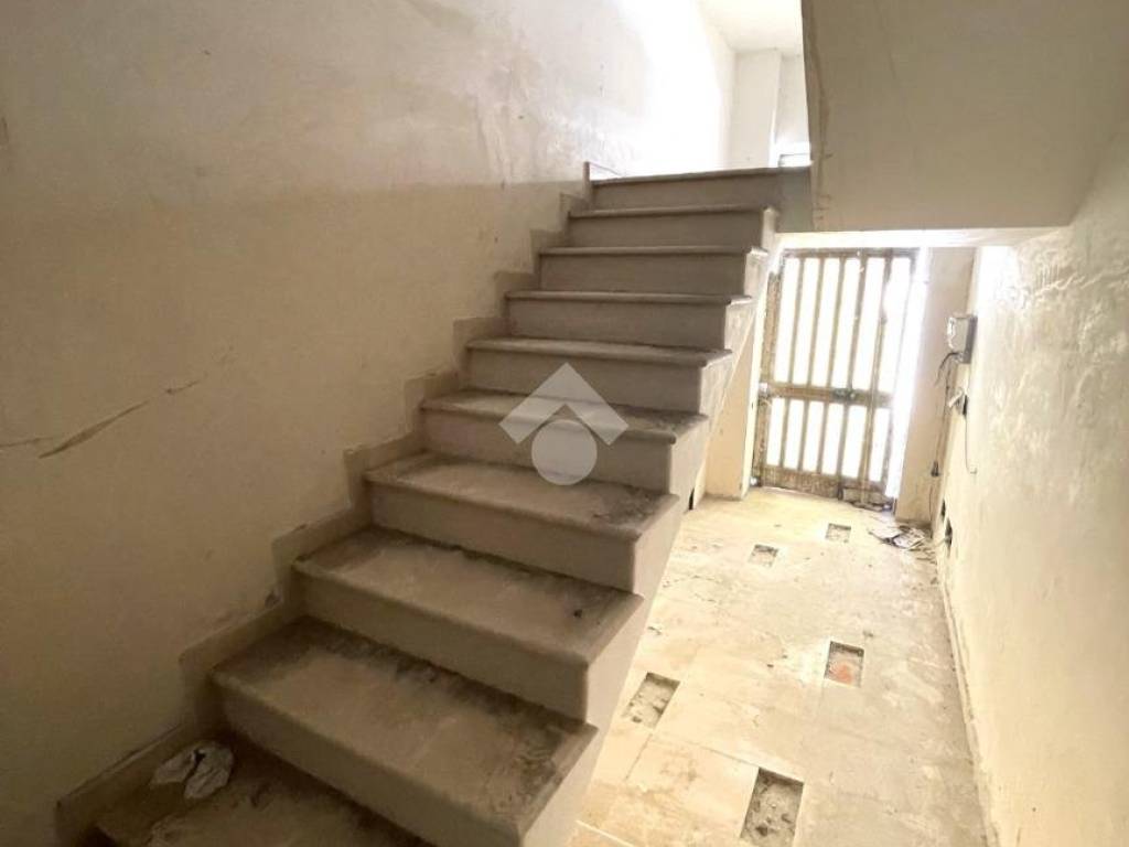 Appartamento a Canosa di puglia in Via Generale Luigi Cadorna, 55 - Foto 4