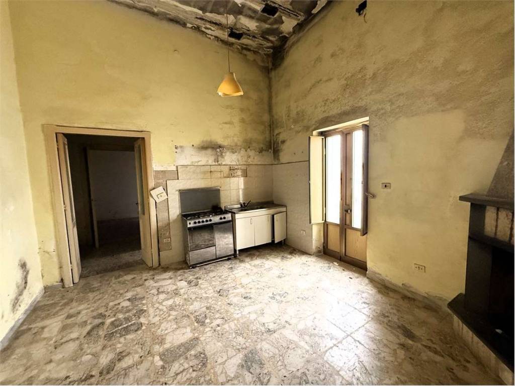 Casa indipendente a Brindisi in Via Piave, 63 - Foto 4