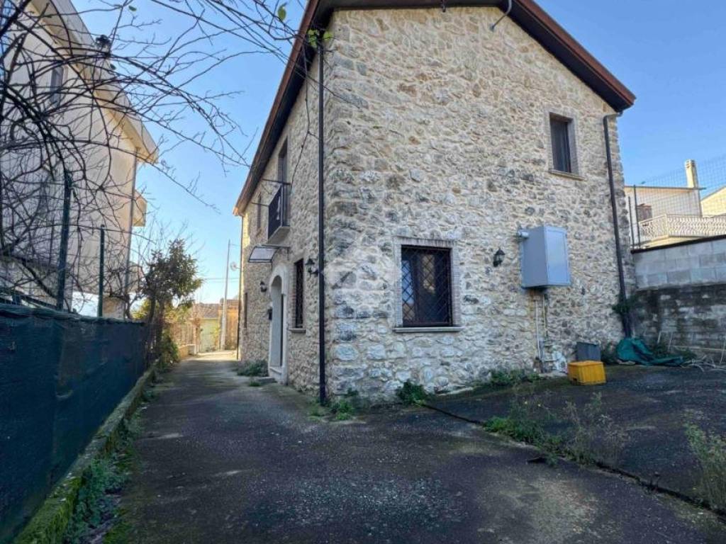 Casa indipendente a Pozzilli in Via casa bucci, 15 - Foto 3