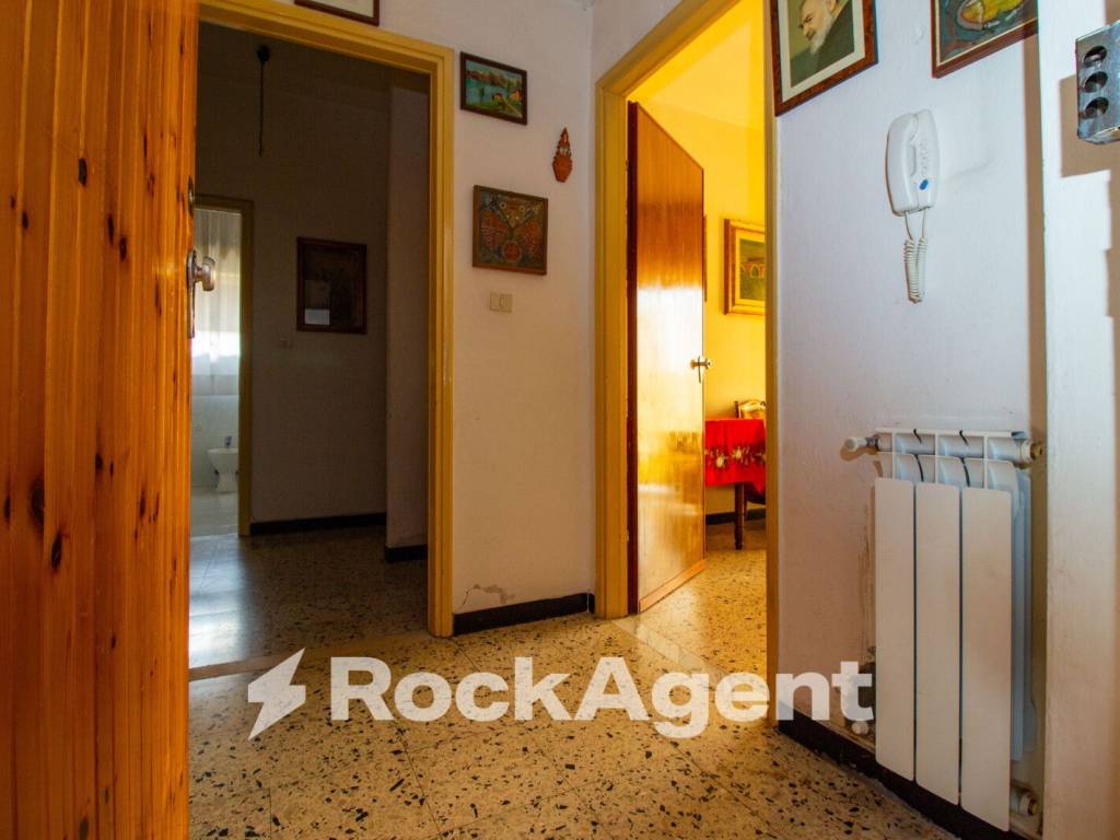 Appartamento a Sassari in Piazza Giacomo Puccini, 6 - Foto 3